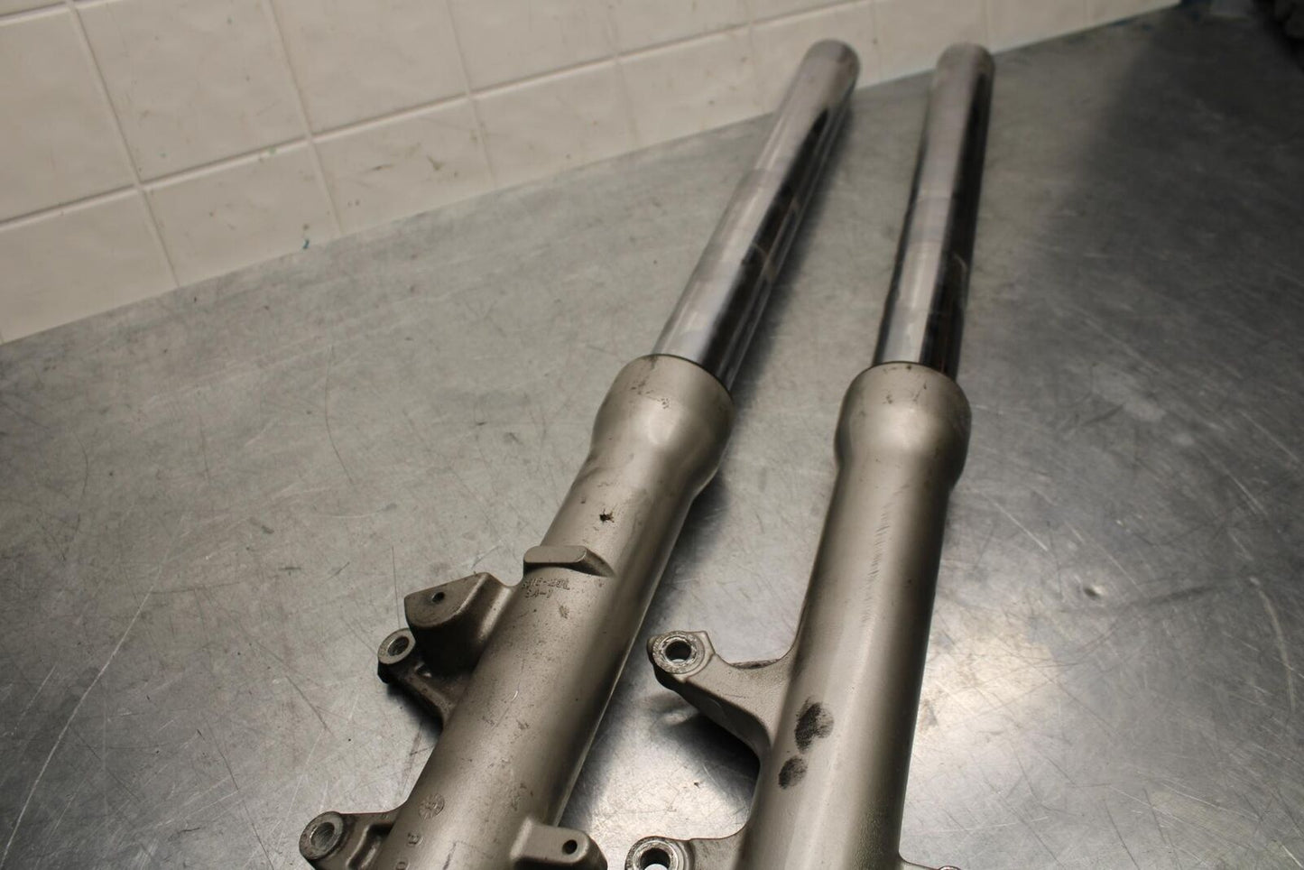 1999 Suzuki GSXR600 FRONT FORKS SHOCK SUSPENSION SET PAIR 51103-34E20 BB580