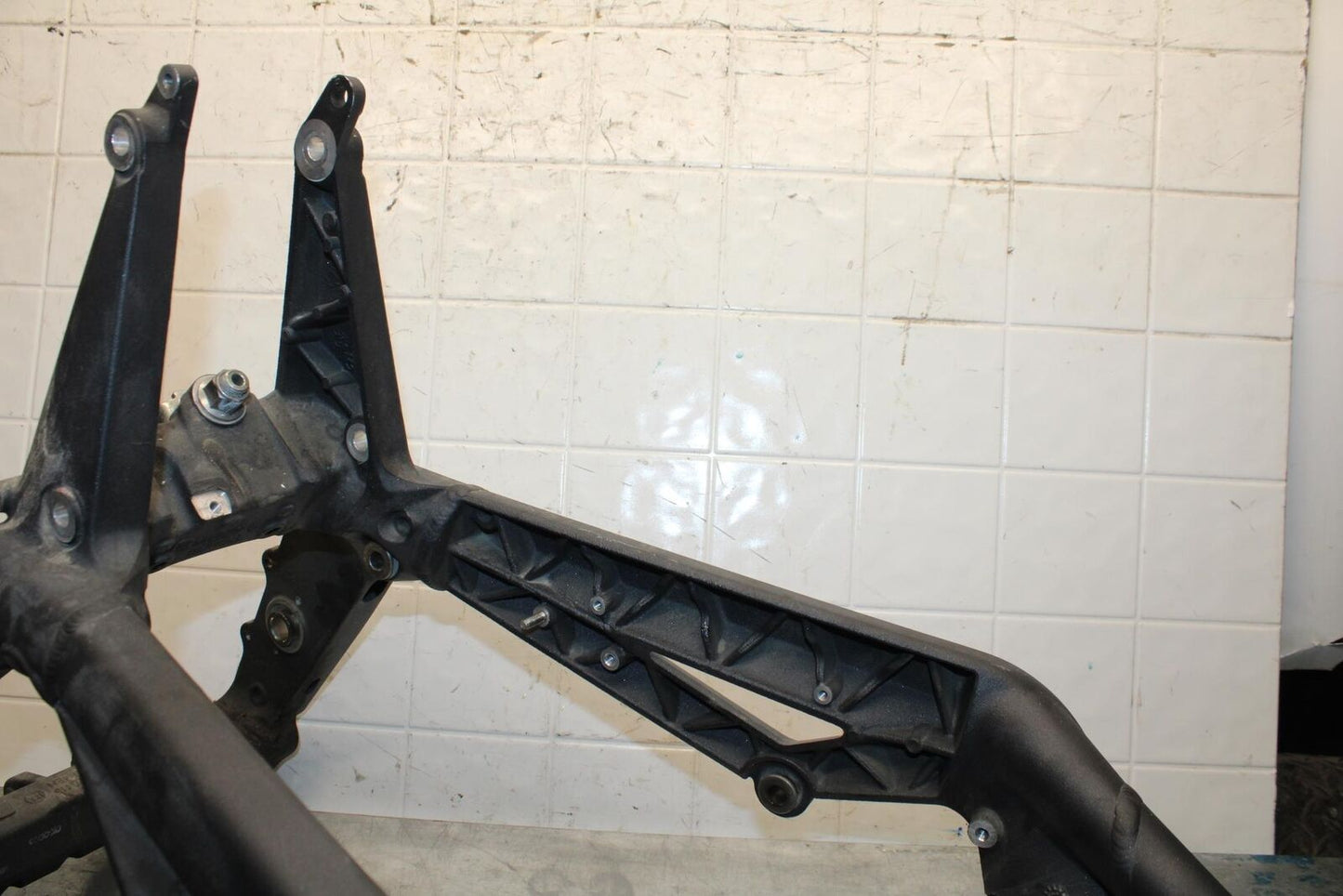 2012 Triumph Daytona 675R FRAME CHASSIS BB589