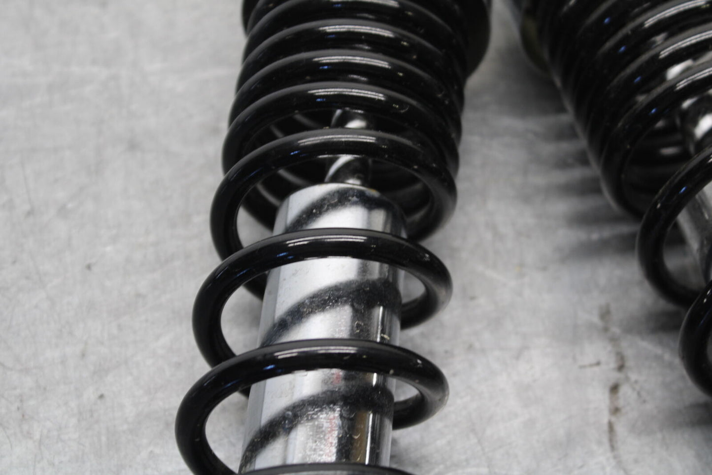19-21 TRIUMPH SPEED TWIN 1200 REAR BACK SHOCK ABSORBER T2050599 BB653