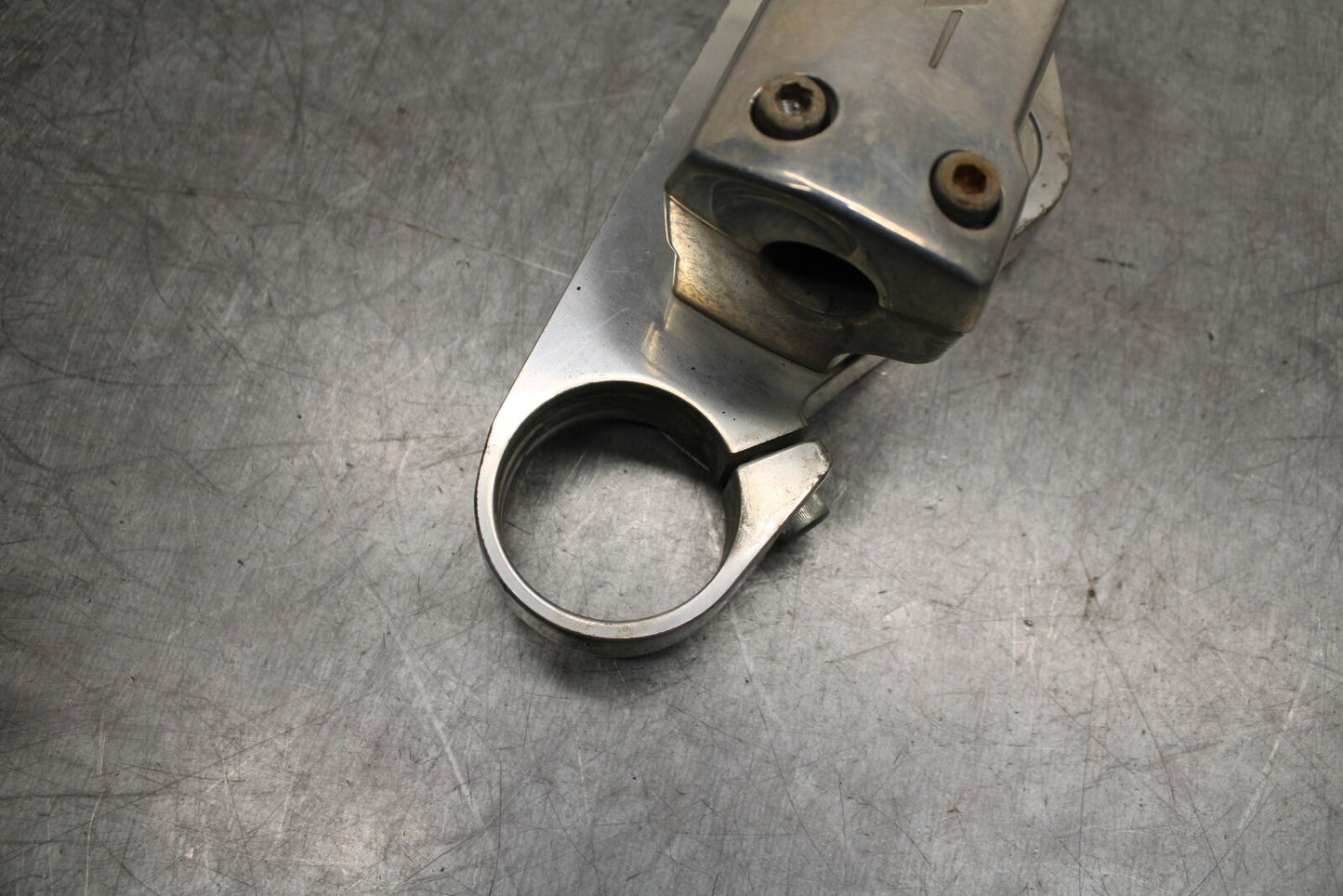 02-04 HONDA VTX1800S FORKS UPPER TRIPLE TREE CLAMP BB712