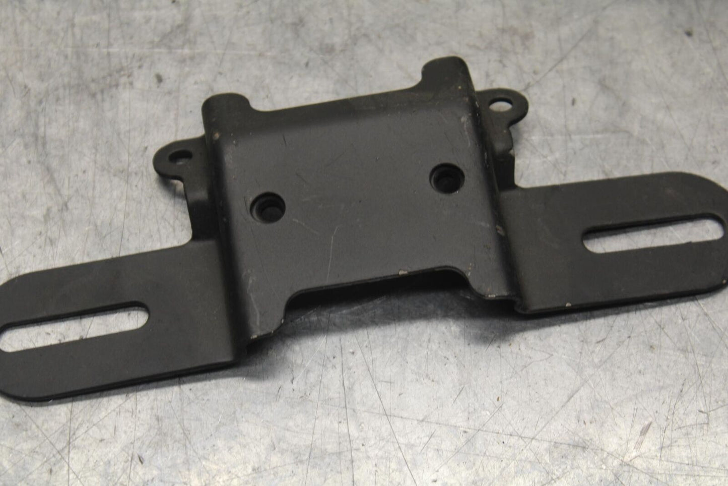 1985 Kawasaki Ninja 900R ZX900A REAR BACK TAIL LIGHT MOUNT BRACKET BB84