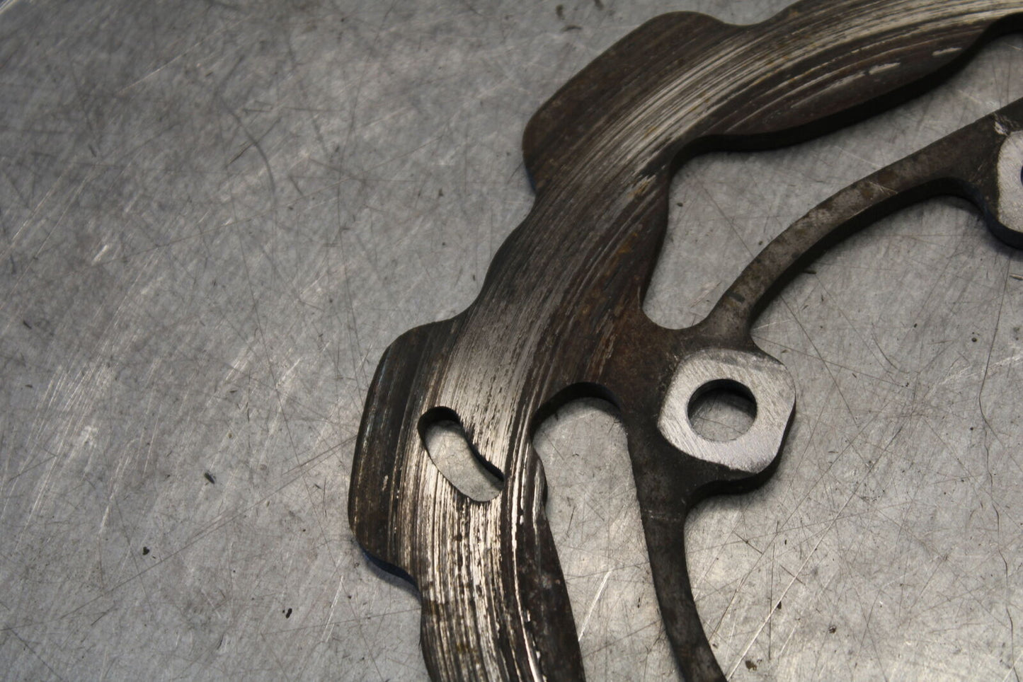 04-05 SUZUKI GSXR600 AFTERMARKET GALFER REAR ROTOR BACK BRAKE DISC BB658