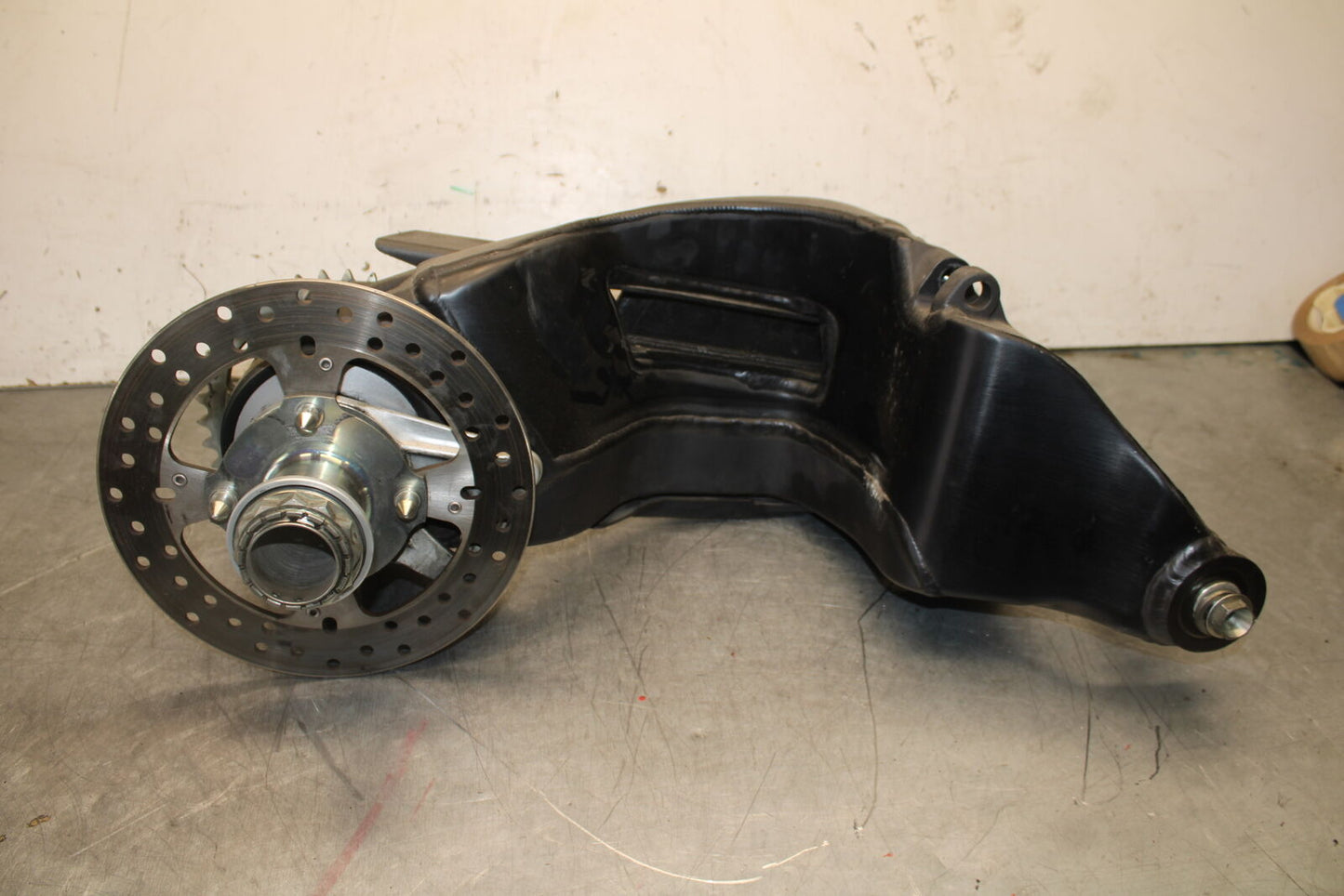 07-08 DUCATI 1098 REAR SWINGARM BACK SUSPENSION SWING ARM BB705