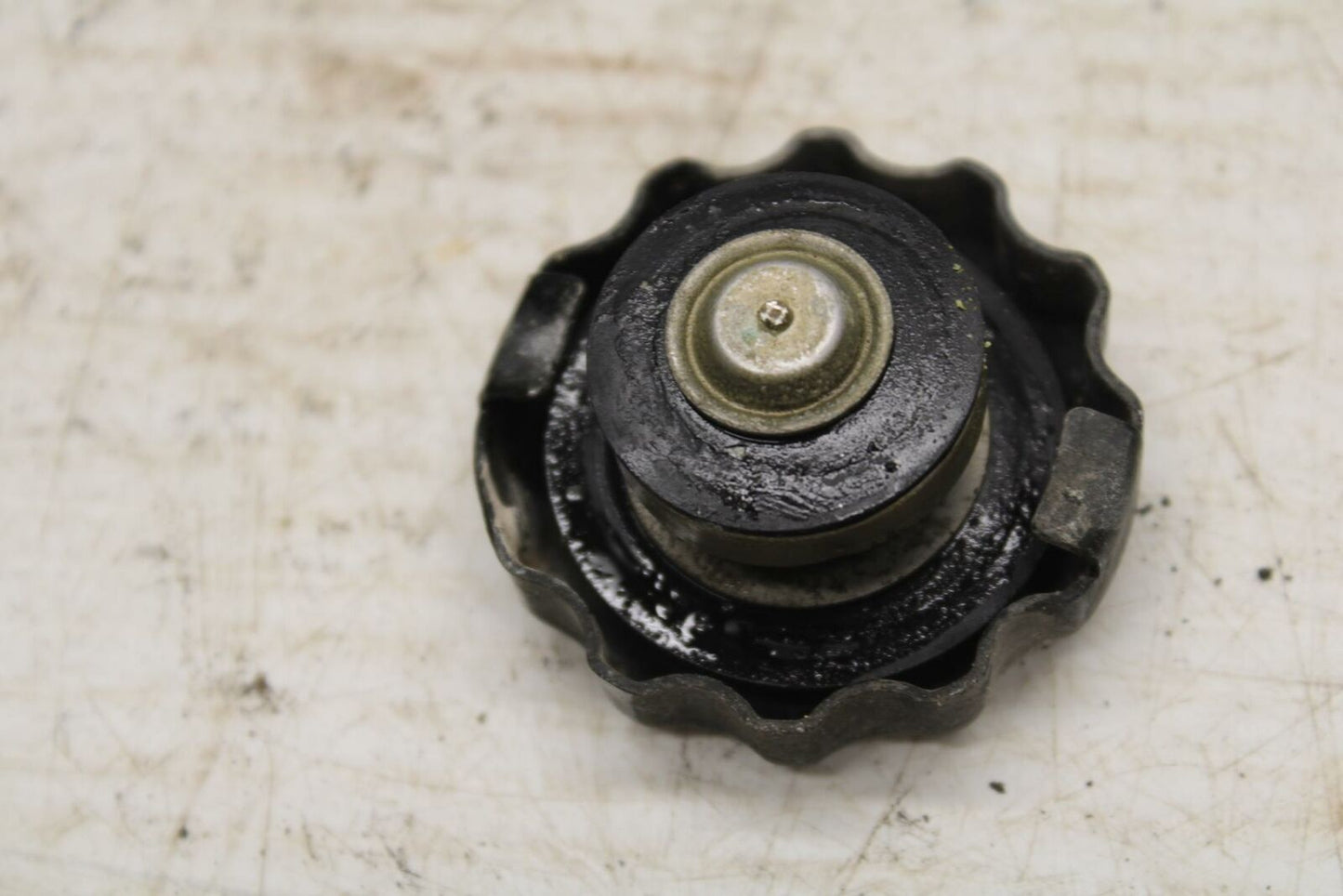 07-16 TRIUMPH STREET TRIPLE RADIATOR CAP BB356