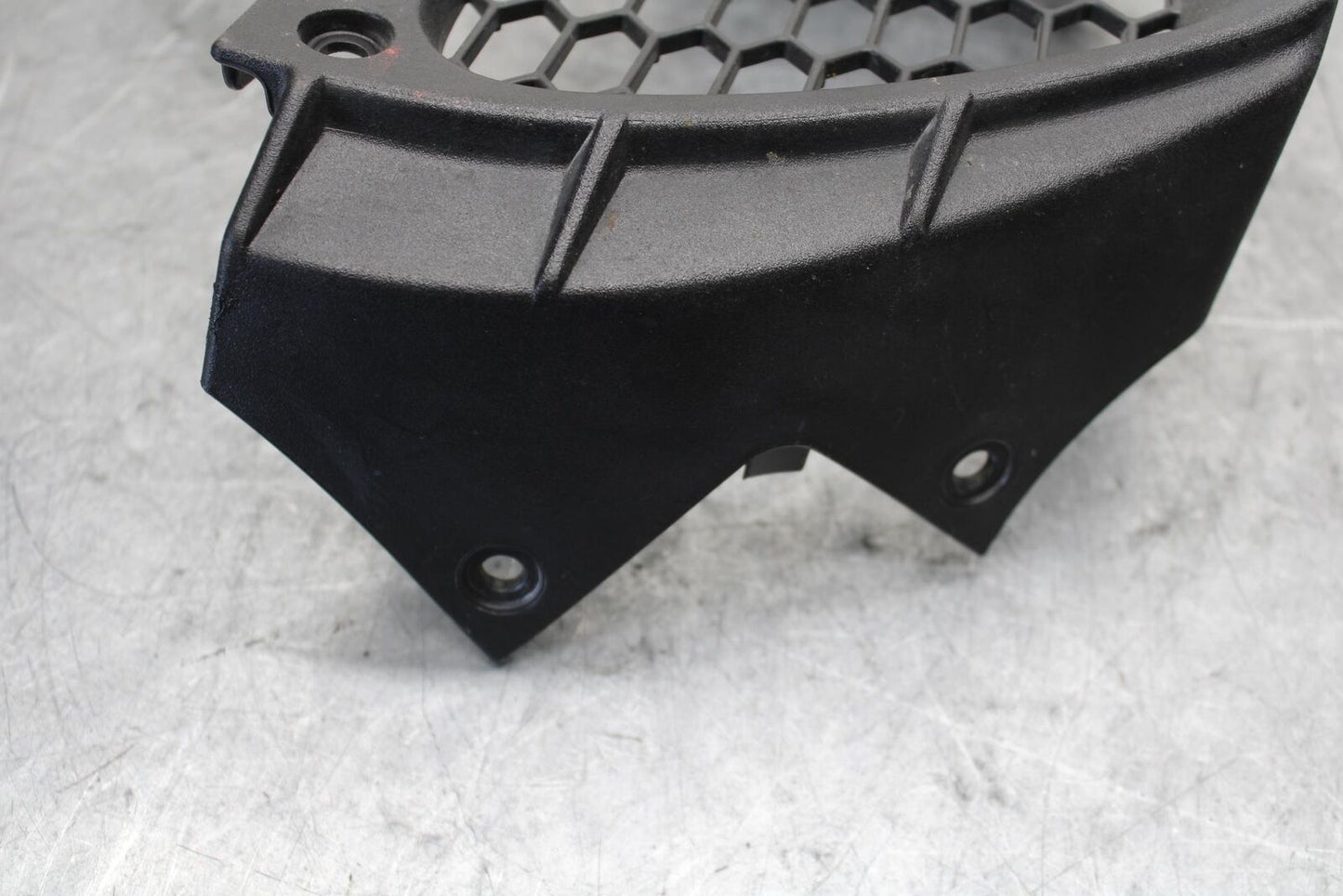 2016 Aprilia Tuono V4 1100 RR LOWER EXHAUST V FAIRING COWL GUARD BB53