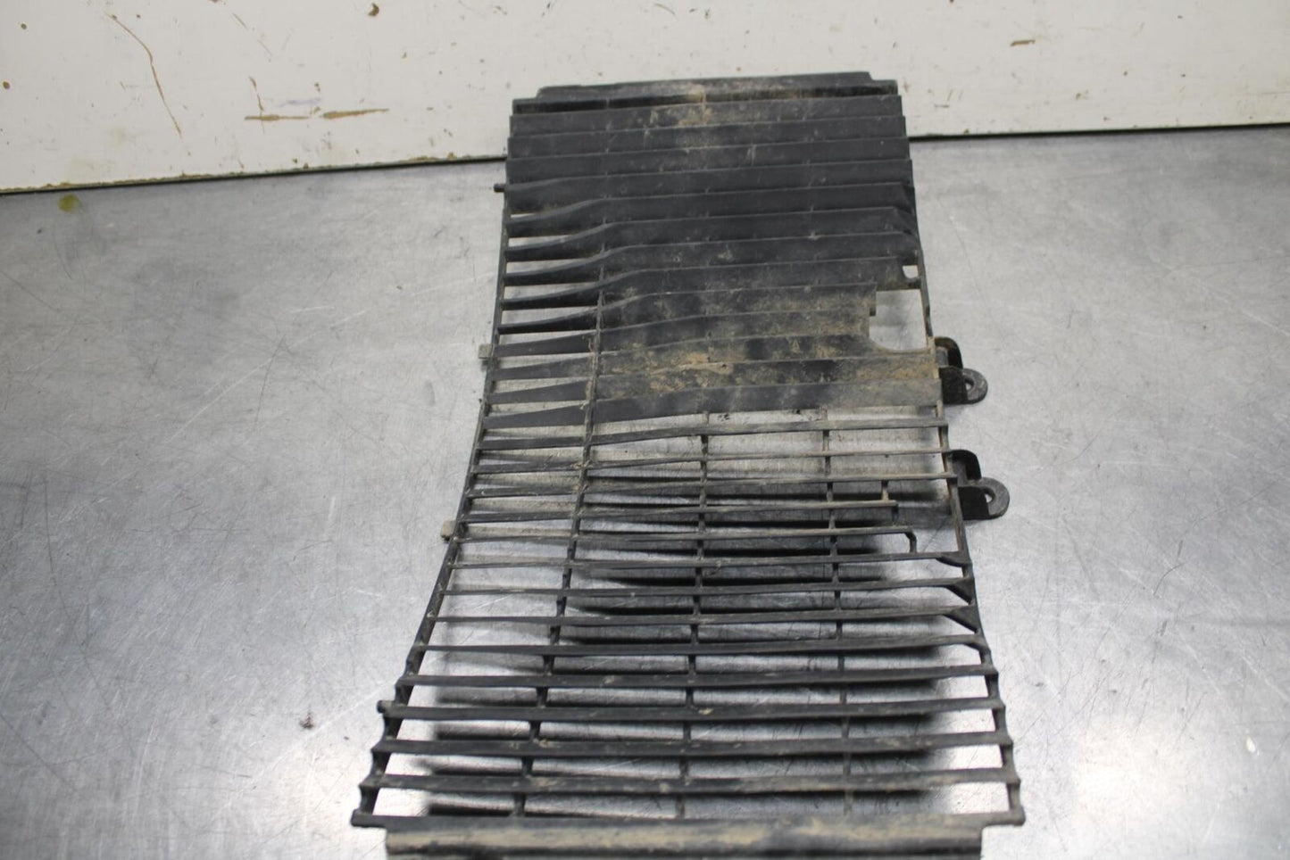 21-23 KTM 890 ADVENTURE RADIATOR GUARD SHIELD LOUVER VENT BB629