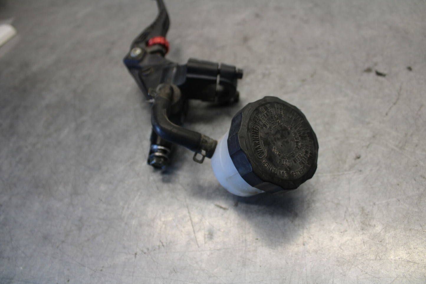 03-07 SUZUKI SV1000S AFTERMARKET FRONT BRAKE MASTER CYLINDER w/ LEVER BB657