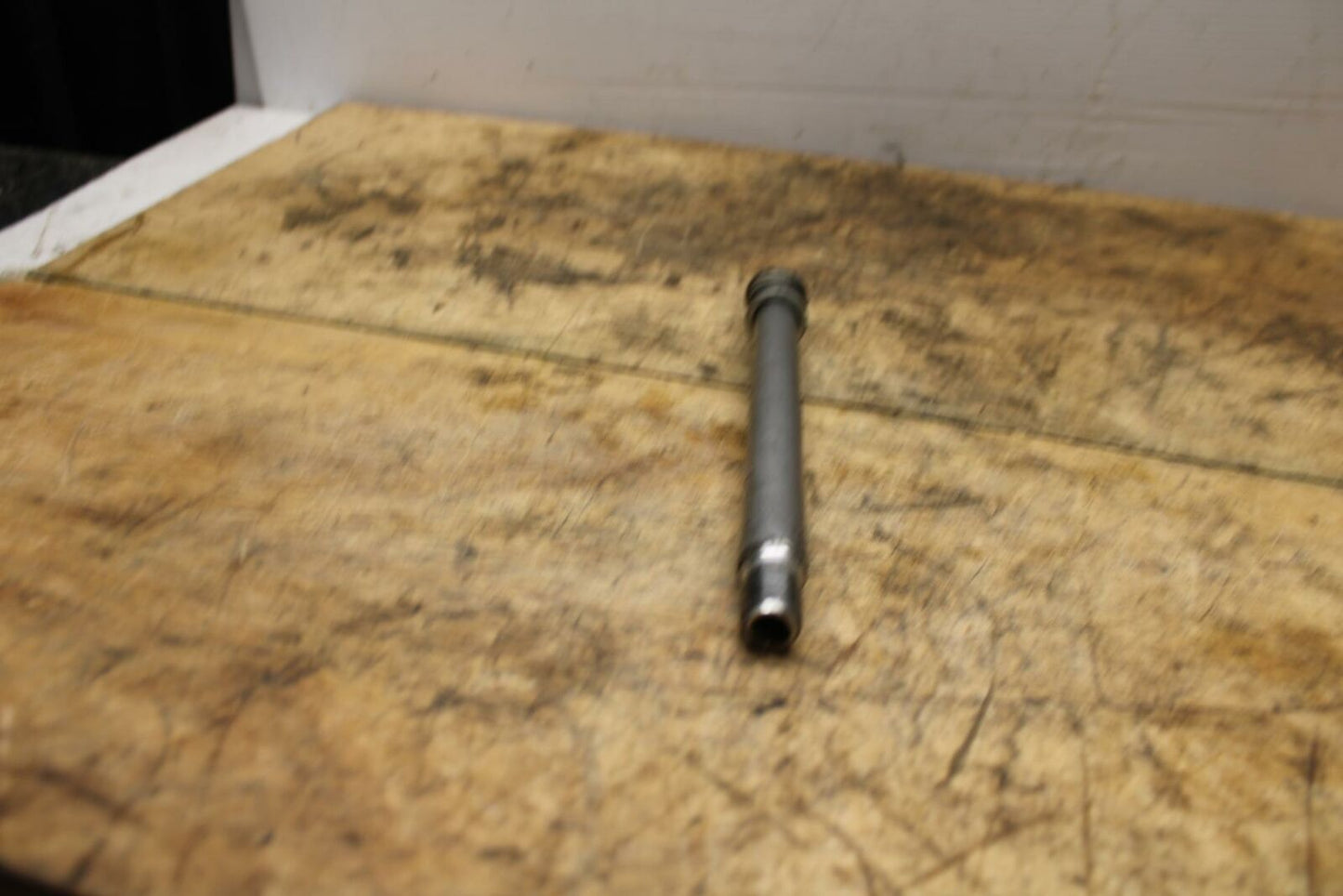 99-03 YAMAHA ROAD STAR XV1600A FRONT WHEEL RIM AXLE PIVOT BOLT BB344