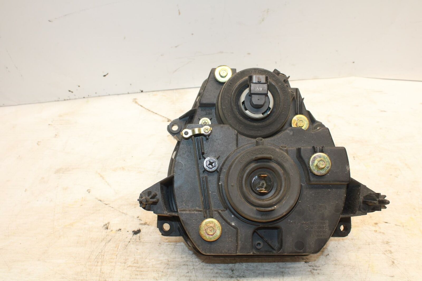 00-07 SUZUKI HAYABUSA FRONT HEADLIGHT HEAD LIGHT LAMP 35100-24F01-999 BB281