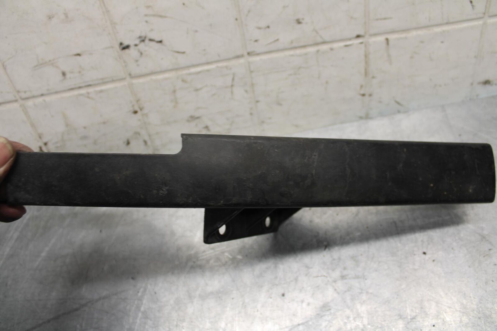 02-03 SUZUKI GSXR750 REAR BACK DRIVE CHAIN GUARD COVER SHIELD 61311-35F01 BB14