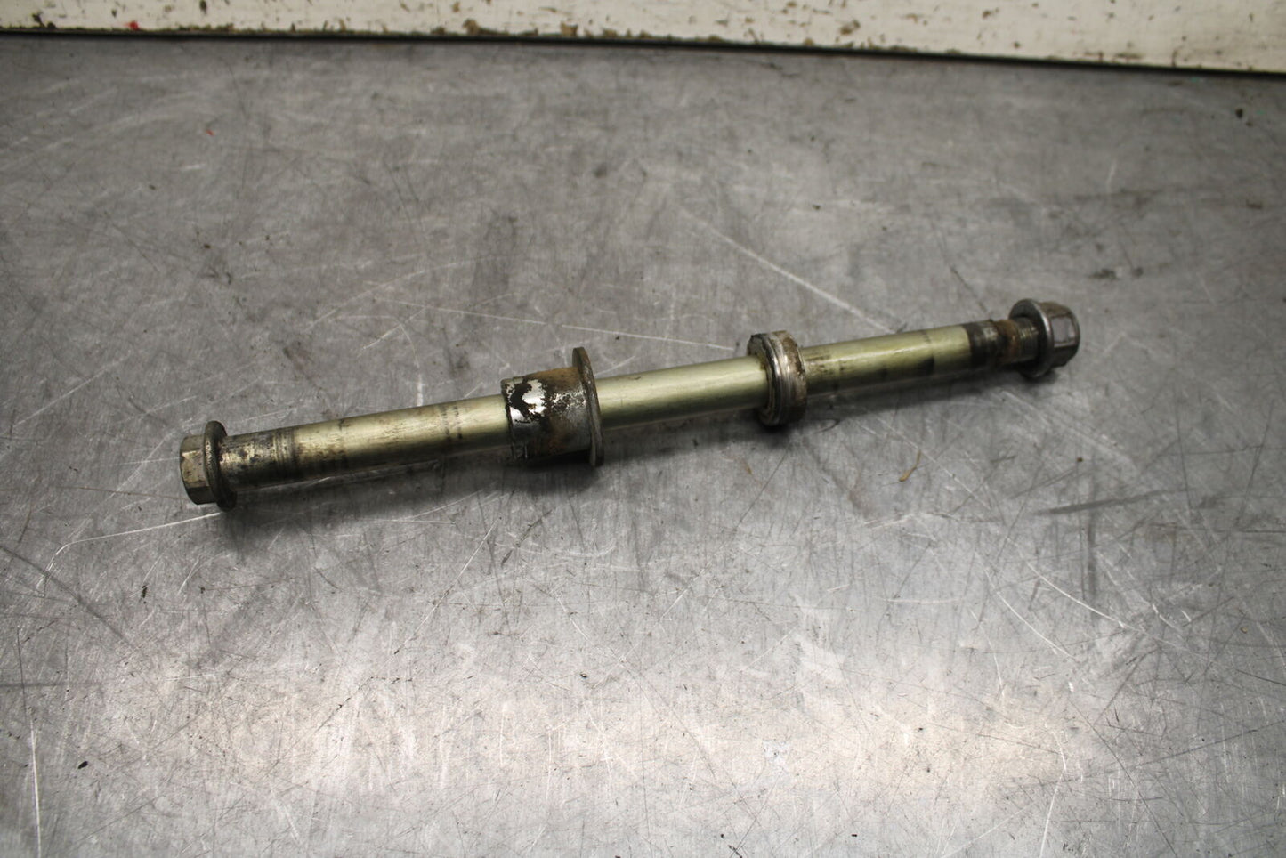 14-16 TRIUMPH AMERICA LT REAR AXLE BACK WHEEL RIM PIVOT BOLT AXEL BB720