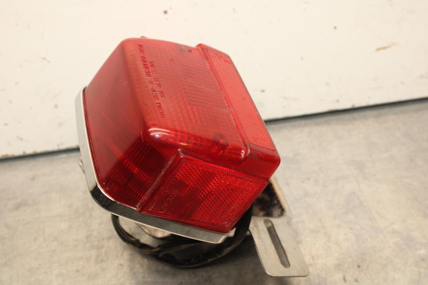 80-81 SUZUKI GS1000GL TAILLIGHT REAR TAIL BRAKE LIGHT BB103