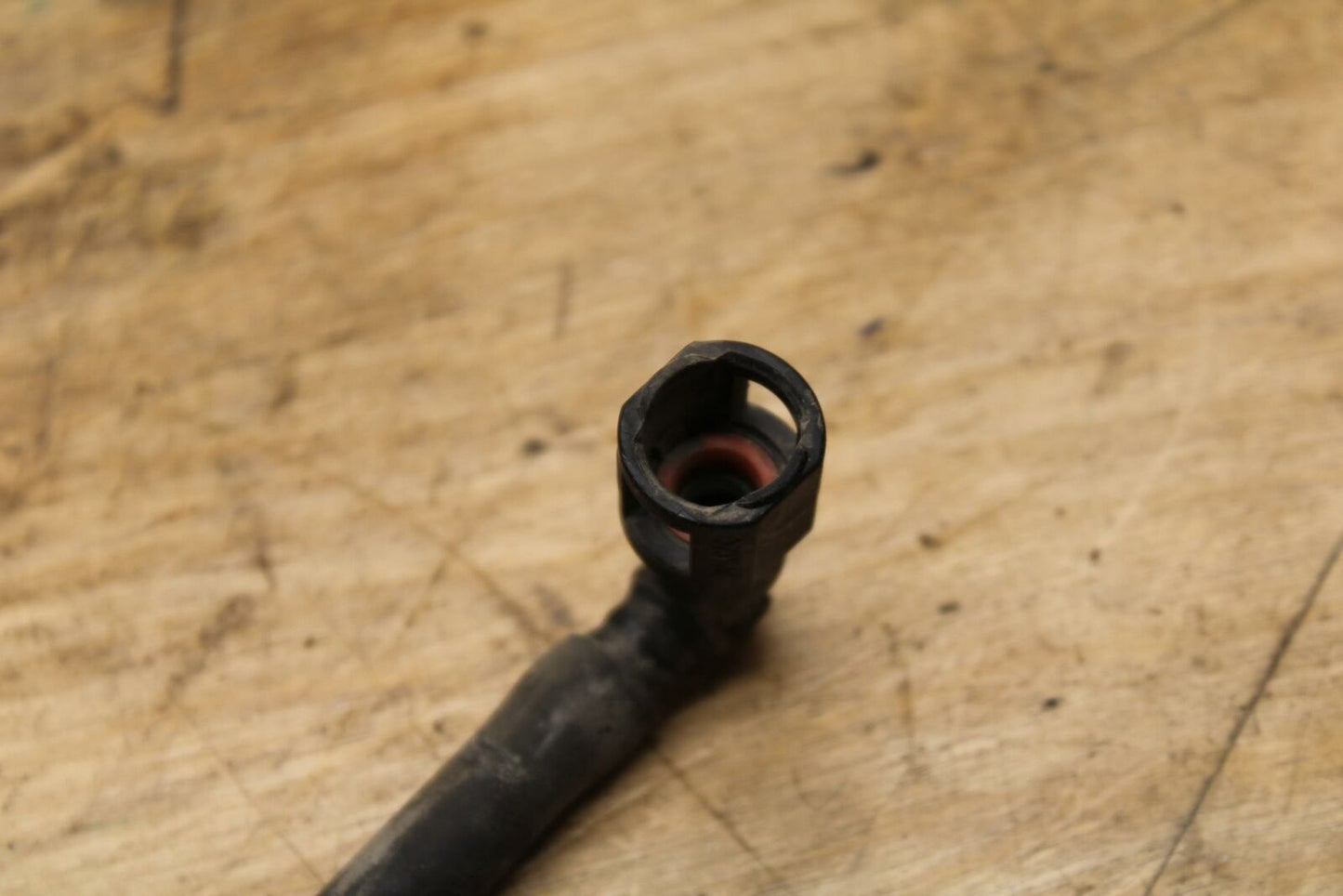 02-03 SUZUKI VSTROM 1000 FUEL HOSE GAS LINE TUBE PIPE FEED CONNECTOR BB331