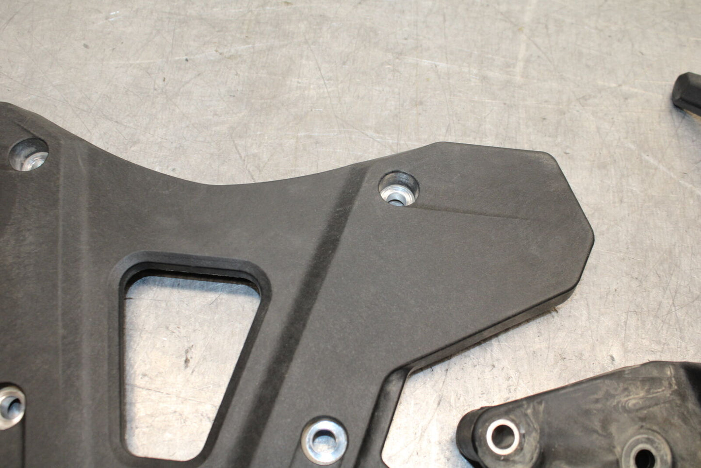 21-24 KTM 890 ADVENTURE R PASSENGER REAR SEAT GRAB BAR & RACK SET BB723