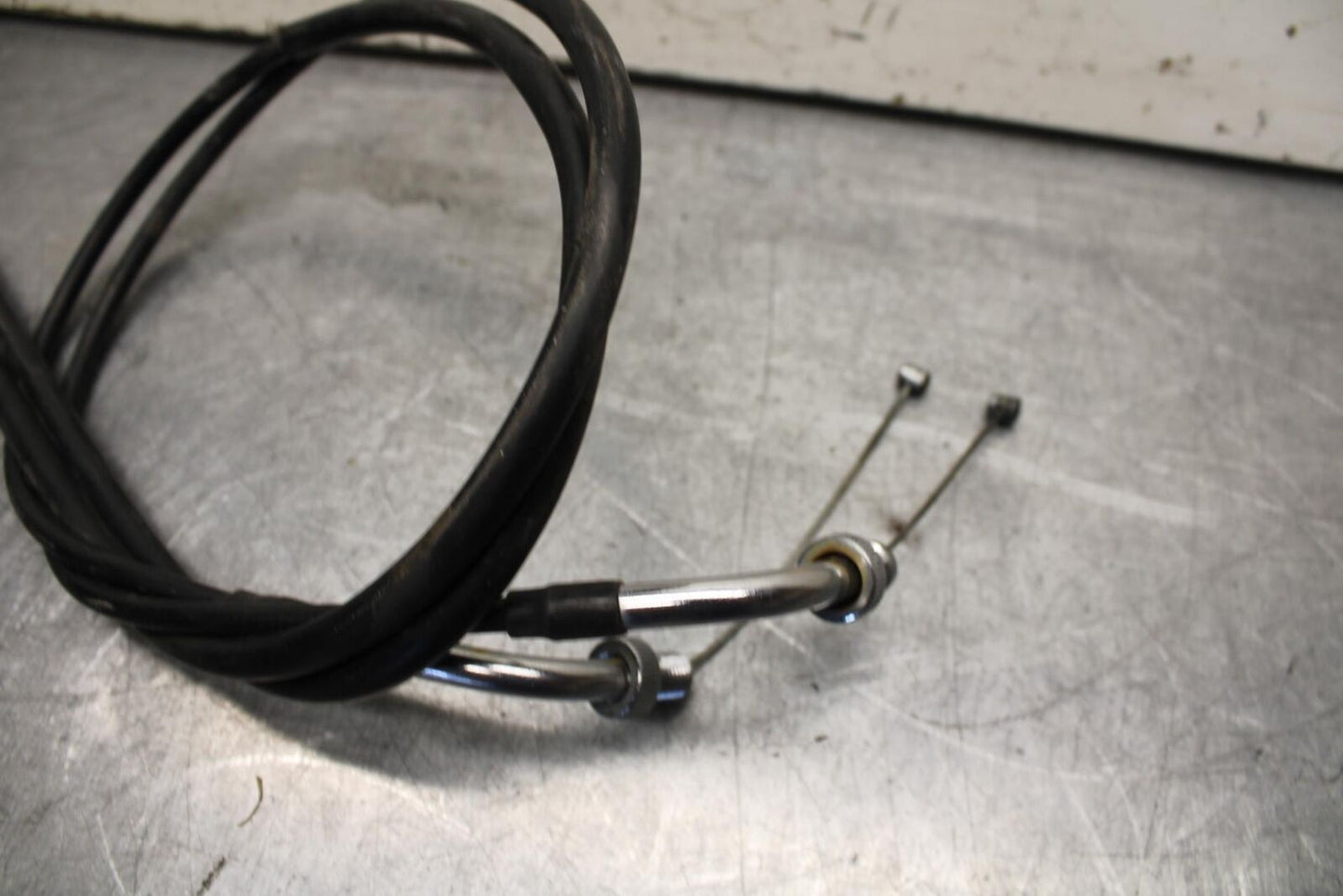 01-02 HONDA SHADOW SPIRIT 750 THROTTLE CABLES LINES BB632