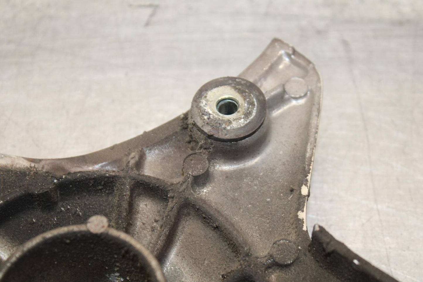 97-03 HONDA SHADOW ACE 750 VT750C ENGINE SPROCKET COVER 11350-MBA-710 BB618