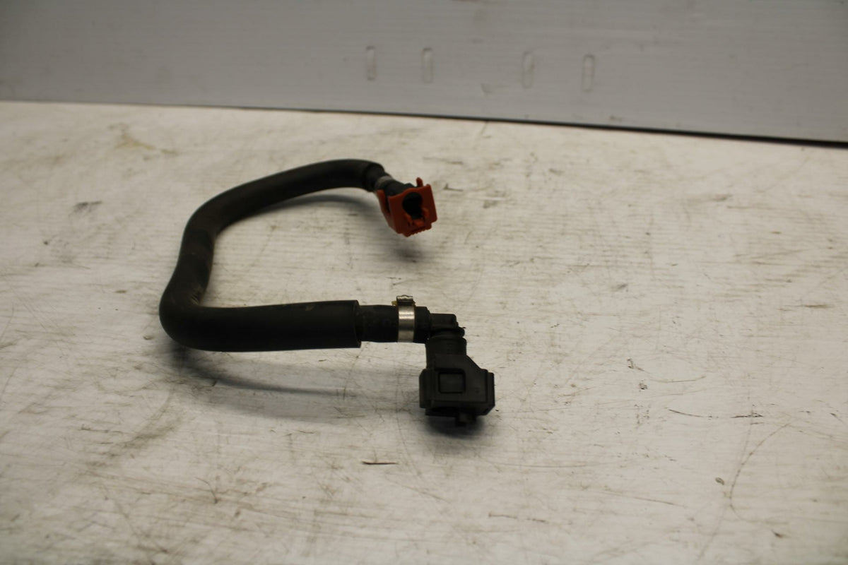 15-17 YAMAHA YZF R3 FUEL HOSE GAS LINE TUBE PIPE 1WD-E3971-00-00 BB293