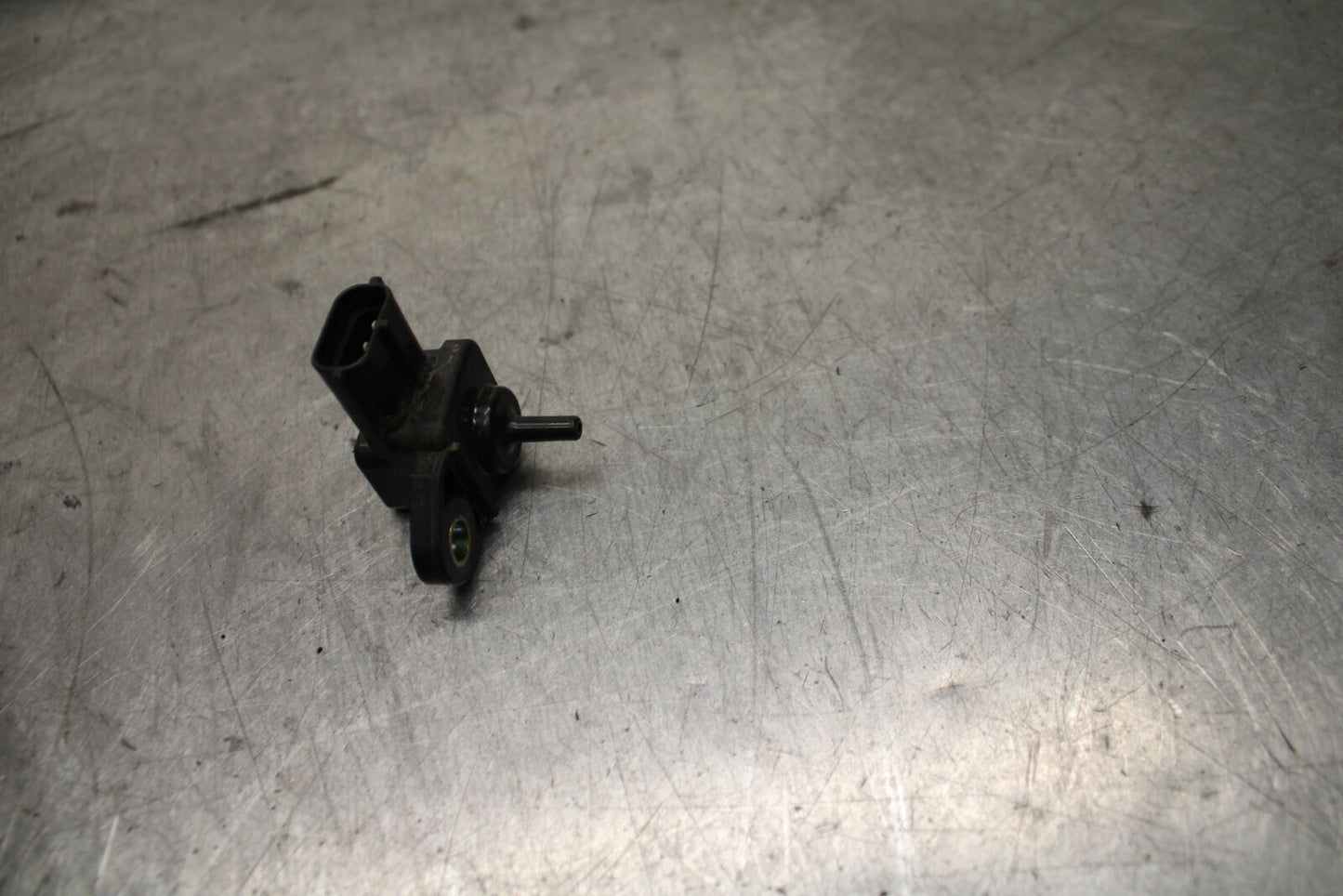 03-04 TRIUMPH DAYTONA 600 MAP MASS AIR FLOW PRESSURE SENSOR BB745