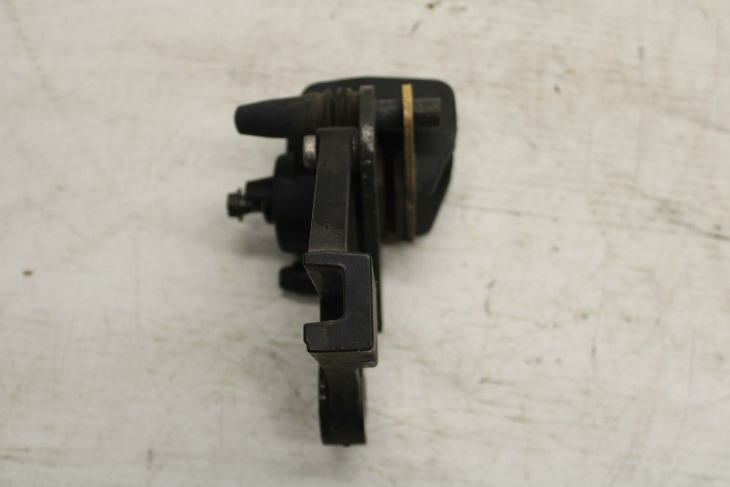 06-07 KAWASAKI NINJA 650R EX650A REAR BACK BRAKE CALIPER W MOUNT BRACKET BB271