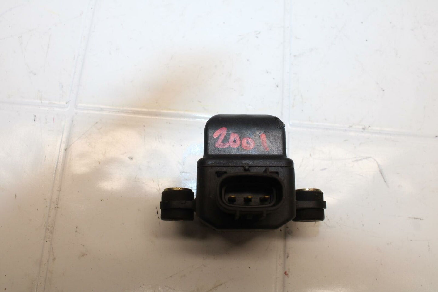 01-05 YAMAHA FZS1000 TIP OVER BANK ANGLE CRASH SENSOR SWITCH BB 04