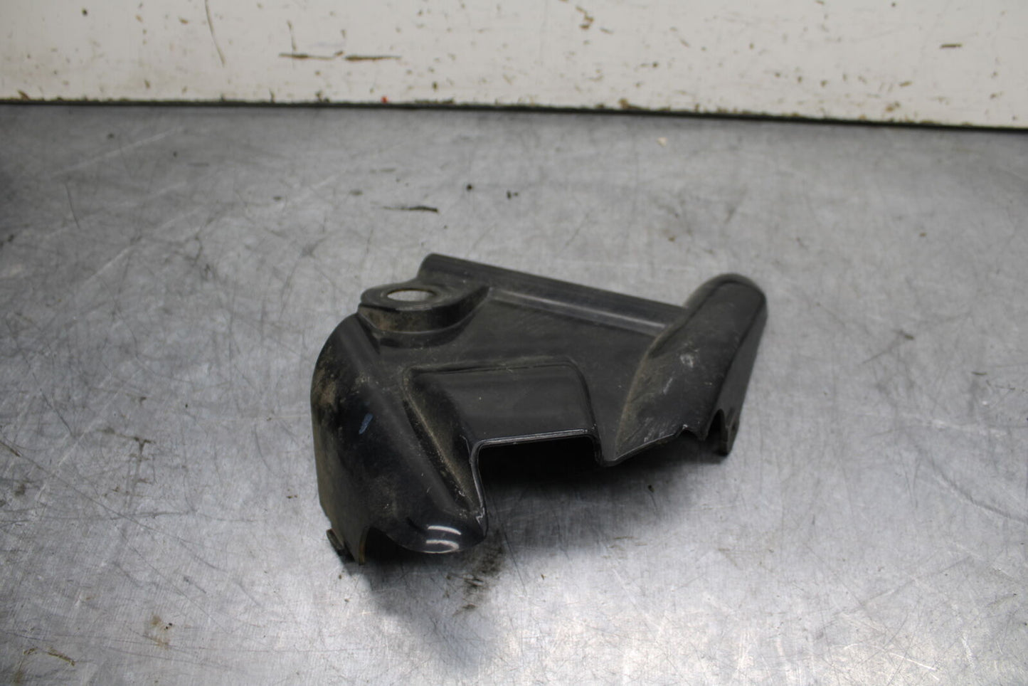 99-00 YAMAHA V STAR 1100 LEFT FRAME COVER COWL BB711