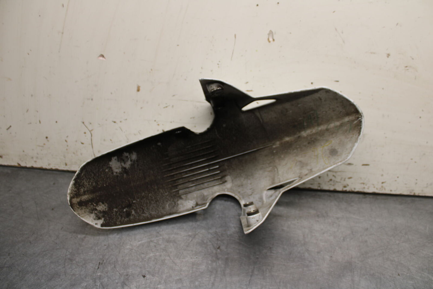 15-16 HONDA CB300F FRONT WHEEL FENDER COWL FAIRING BB740
