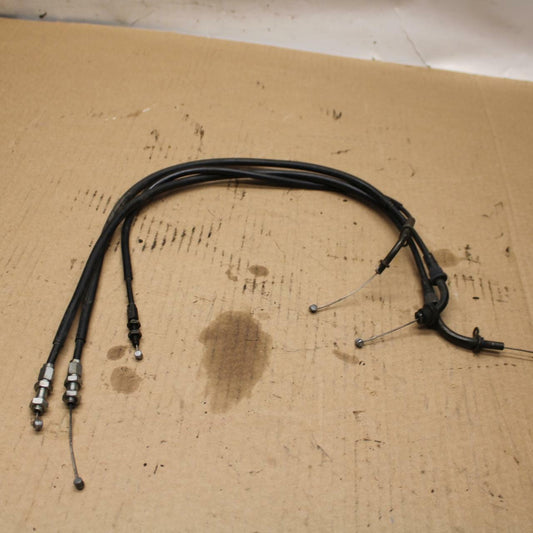 01 SUZUKI GSXR1000 THROTTLE CABLES LINES BB155b
