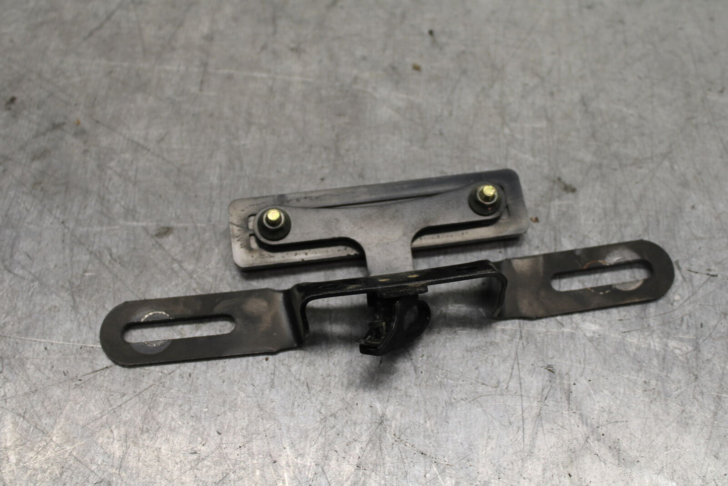 99-00 YAMAHA V STAR 1100 LICENSE PLATE BRACKET BB711