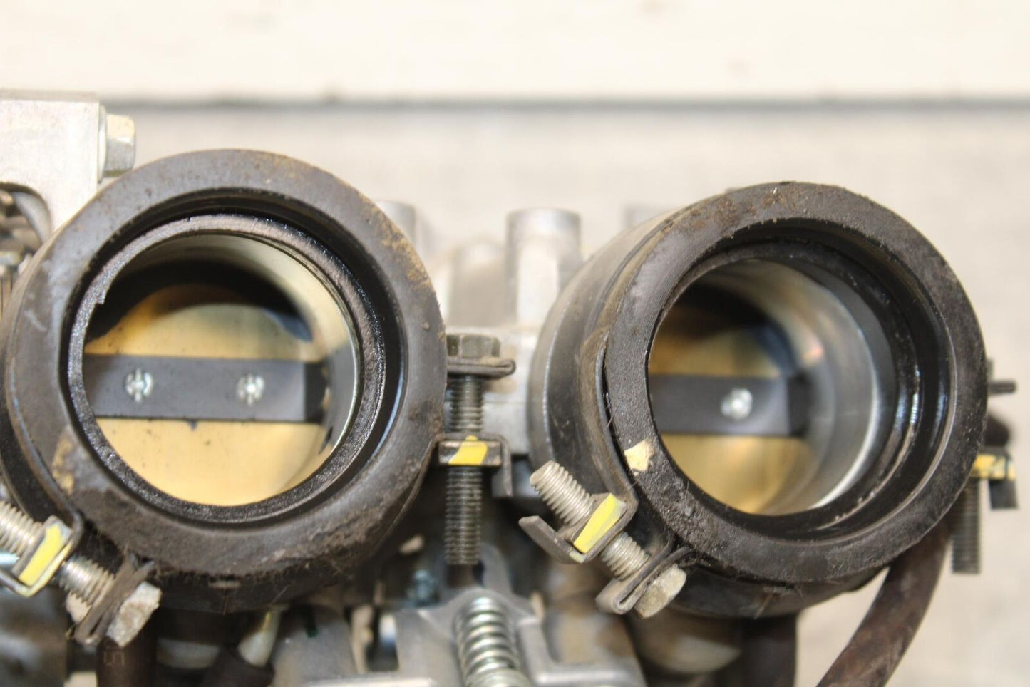 01-06 HONDA CBR600F4I MAIN FUEL INJECTORS / THROTTLE BODIES 16400-MBW-A12 BB626