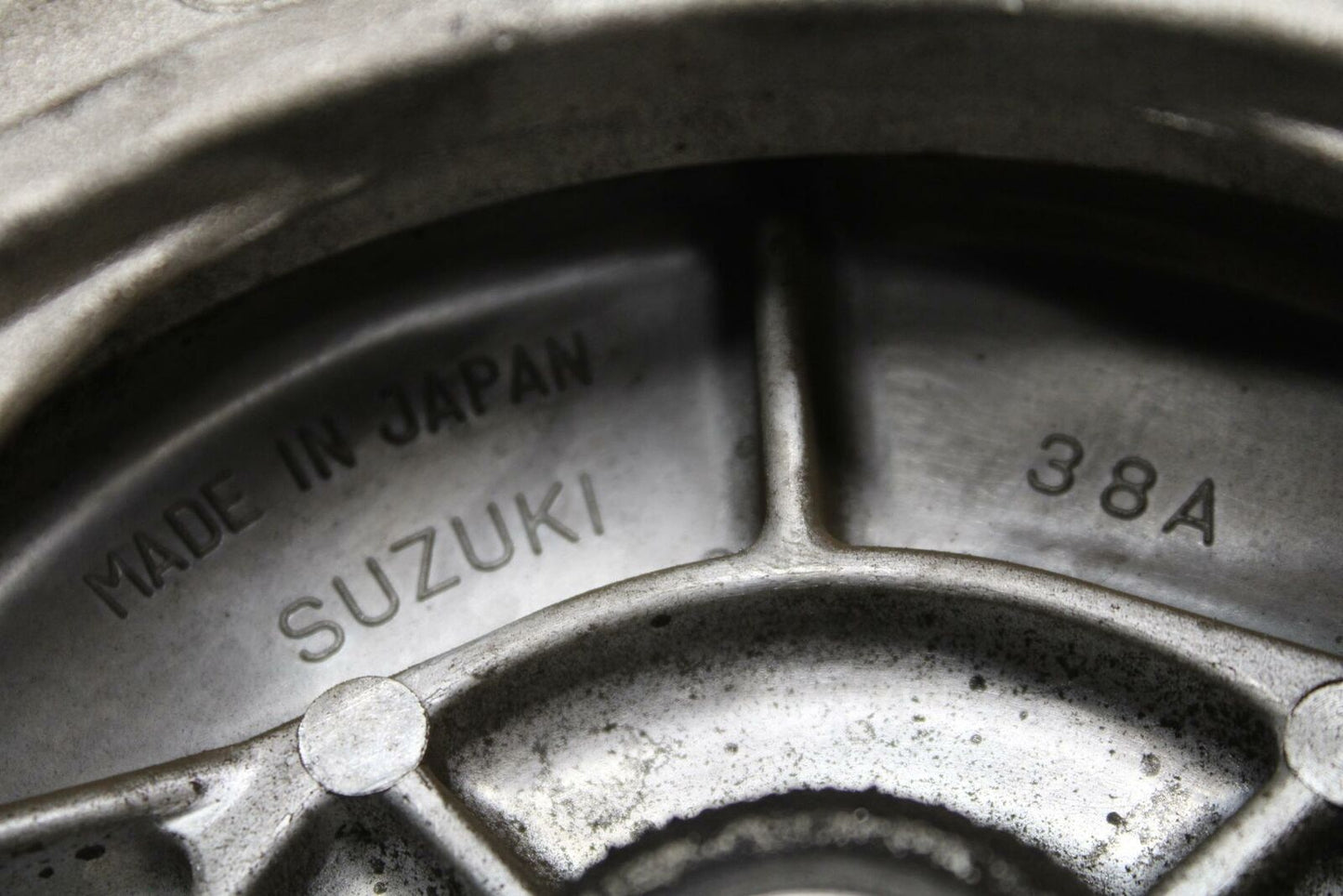 00-04 SUZUKI MARAUDER 800 VZ800 REAR HUB BACK BRAKE SHOES BB305