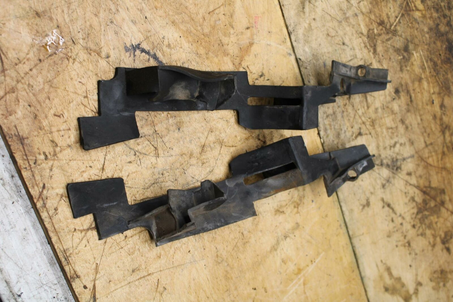 91-93 YAMAHA FZR1000 RIGHT LEFT FRAME MID SIDE COVERS COWLS PANELS TRIM BB339