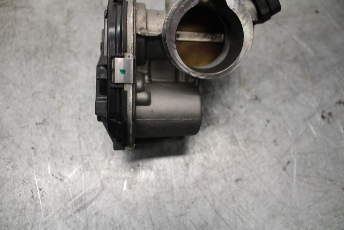 22-23 HUSQVARNA VITPILEN 401 MAIN FUEL INJECTORS / THROTTLE BODIES BB541