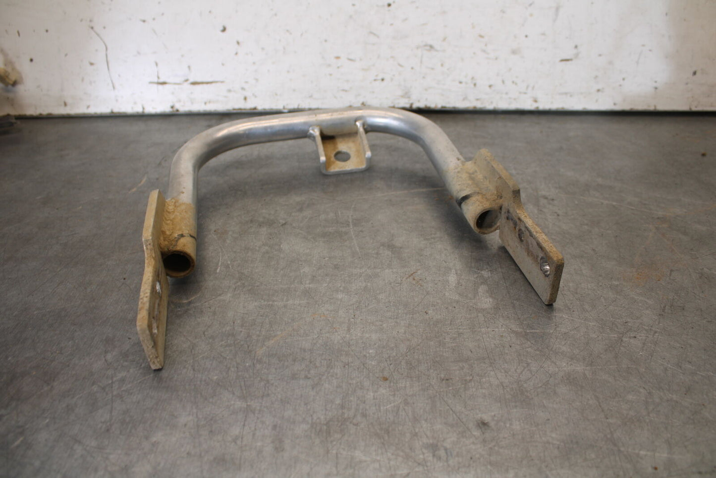01-05 YAMAHA RAPTOR 660R REAR BACK BUMPER GRAB BAR BB695