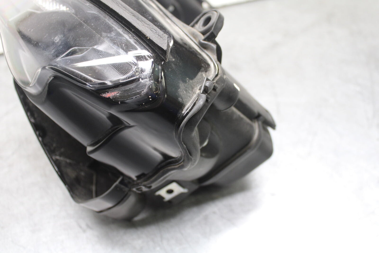 08-13 DUCATI 848 EVO FRONT HEADLIGHT HEAD LIGHT LAMP BB667