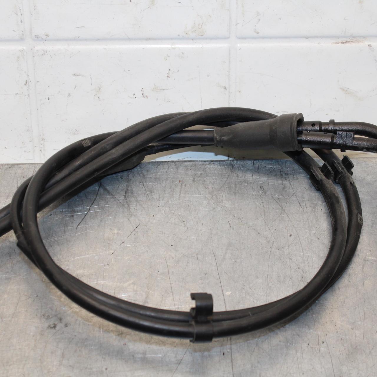 2012 Triumph Daytona 675R THROTTLE CABLES LINES BB589