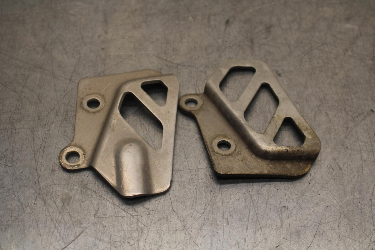 1988 Yamaha FZ600 LEFT RIGHT REARSET REAR SET HEEL GUARD COVER BB601