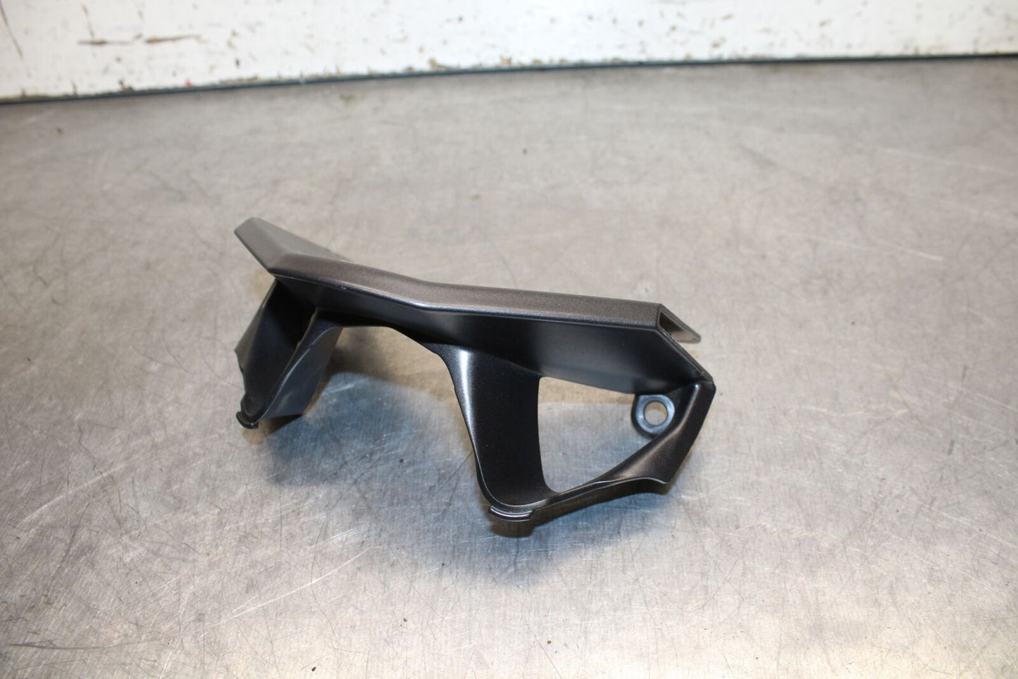 21-24 APRILIA TUONO 660 FACTORY FRONT CENTER NOSE COWL FAIRING BB733