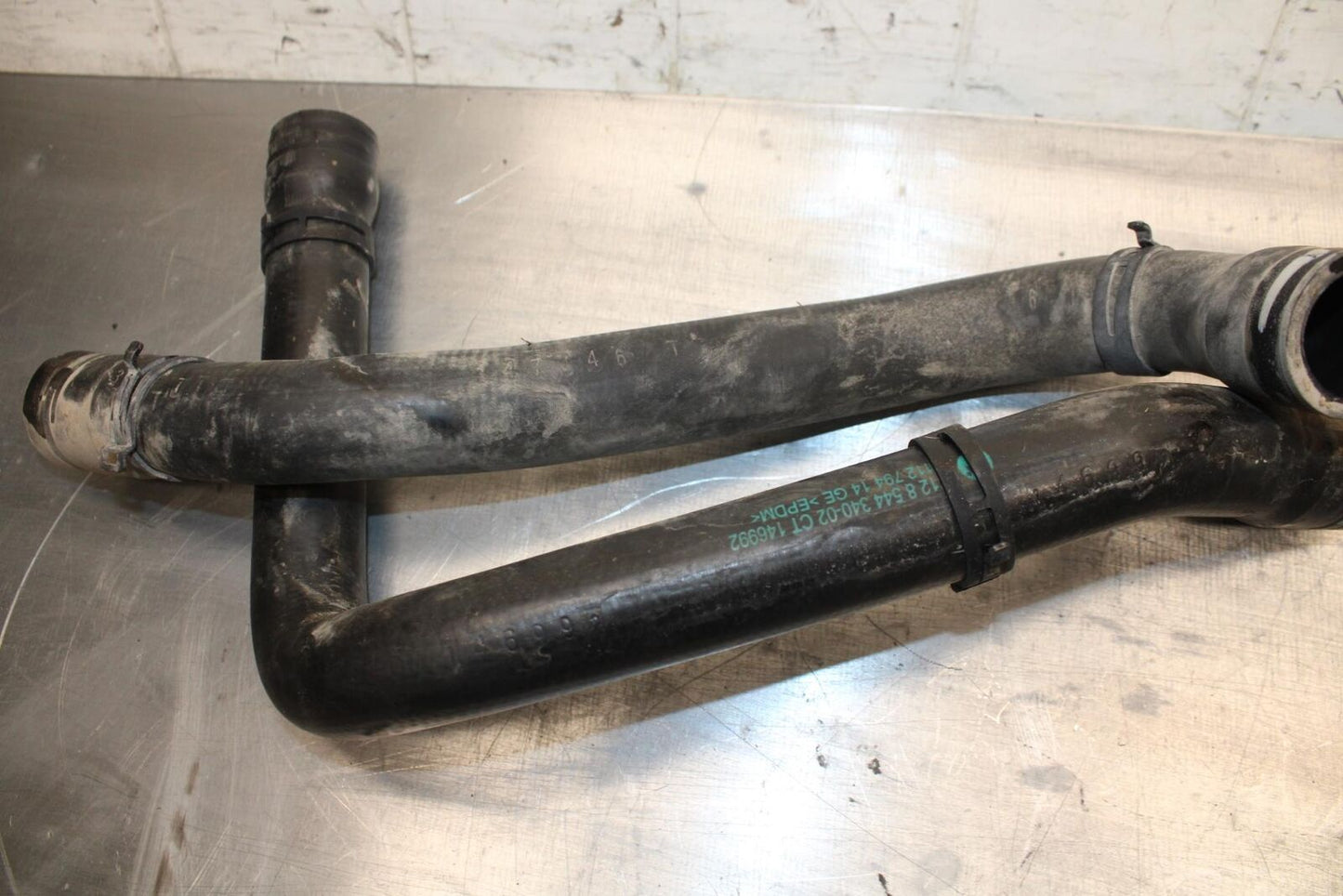 17-20 BMW S1000R RADIATOR HOSES ENGINE COOLANT WATER PIPES HOSE BB488