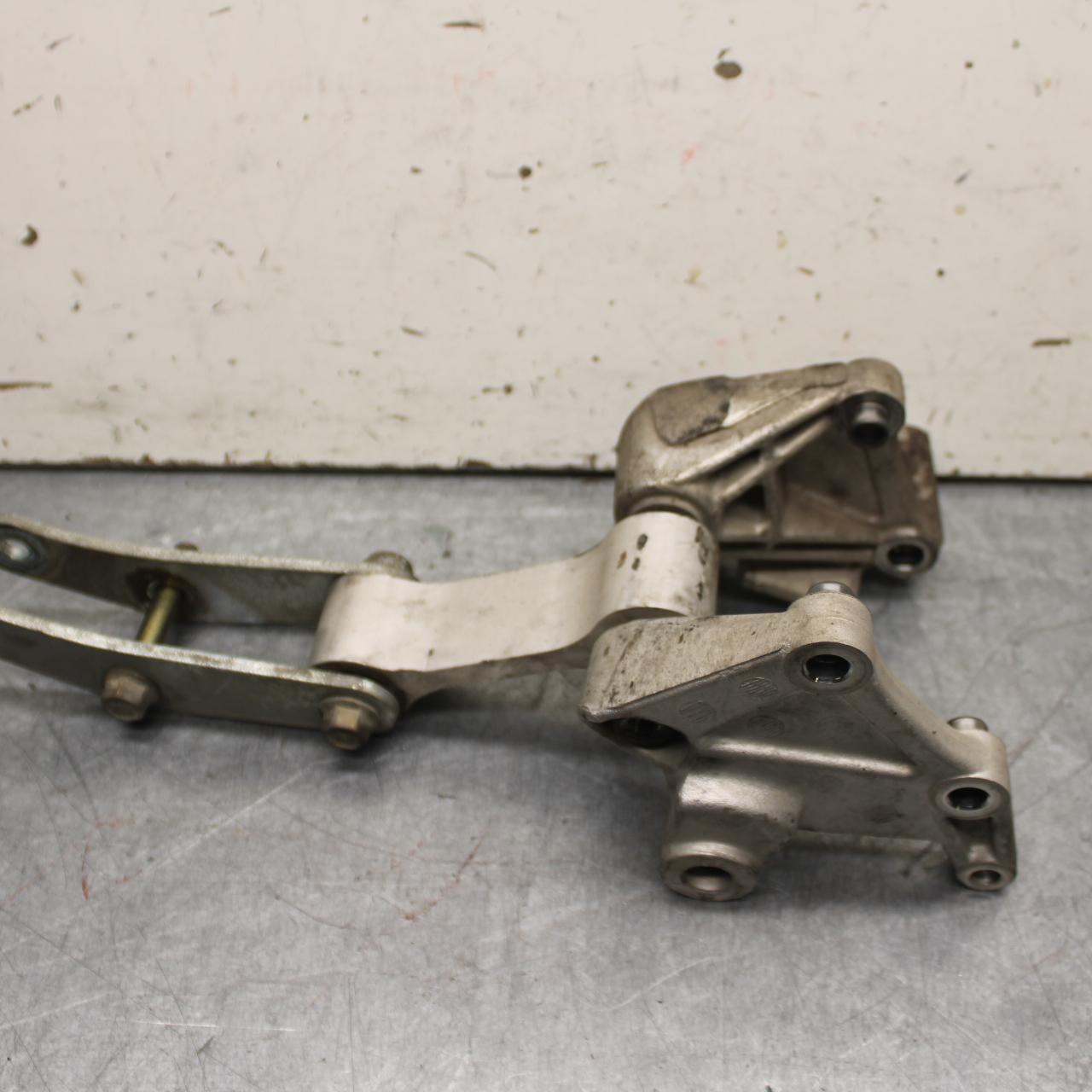 01-06 HONDA CBR600F4I REAR DOGBONE SHOCK LINKAGE LINK BB644