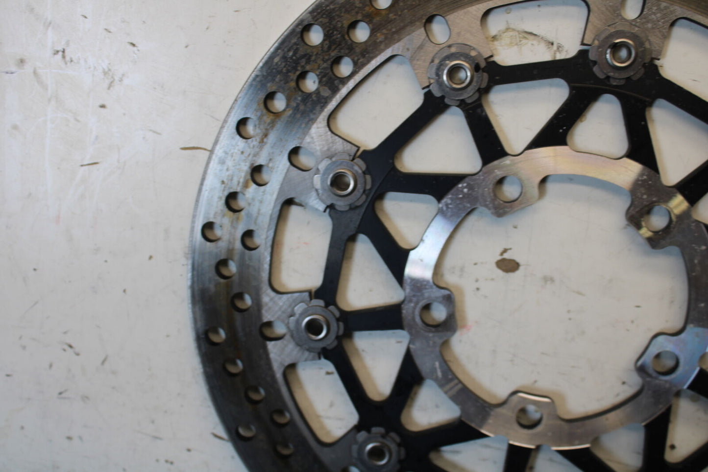 19-21 TRIUMPH SPEED TWIN 1200 FRONT LEFT RIGHT BRAKE ROTORS DISCS T2024400 BB653