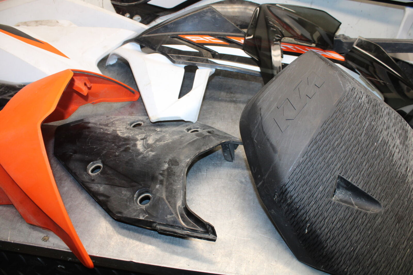 21-24 KTM 890 ADVENTURE R FAIRING SET COWLS COWLINGS KIT BB723