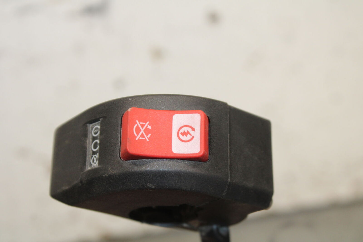 21-24 KTM 890 ADVENTURE R RIGHT CLIP ON HANDLE KILL OFF START SWITCH BB723