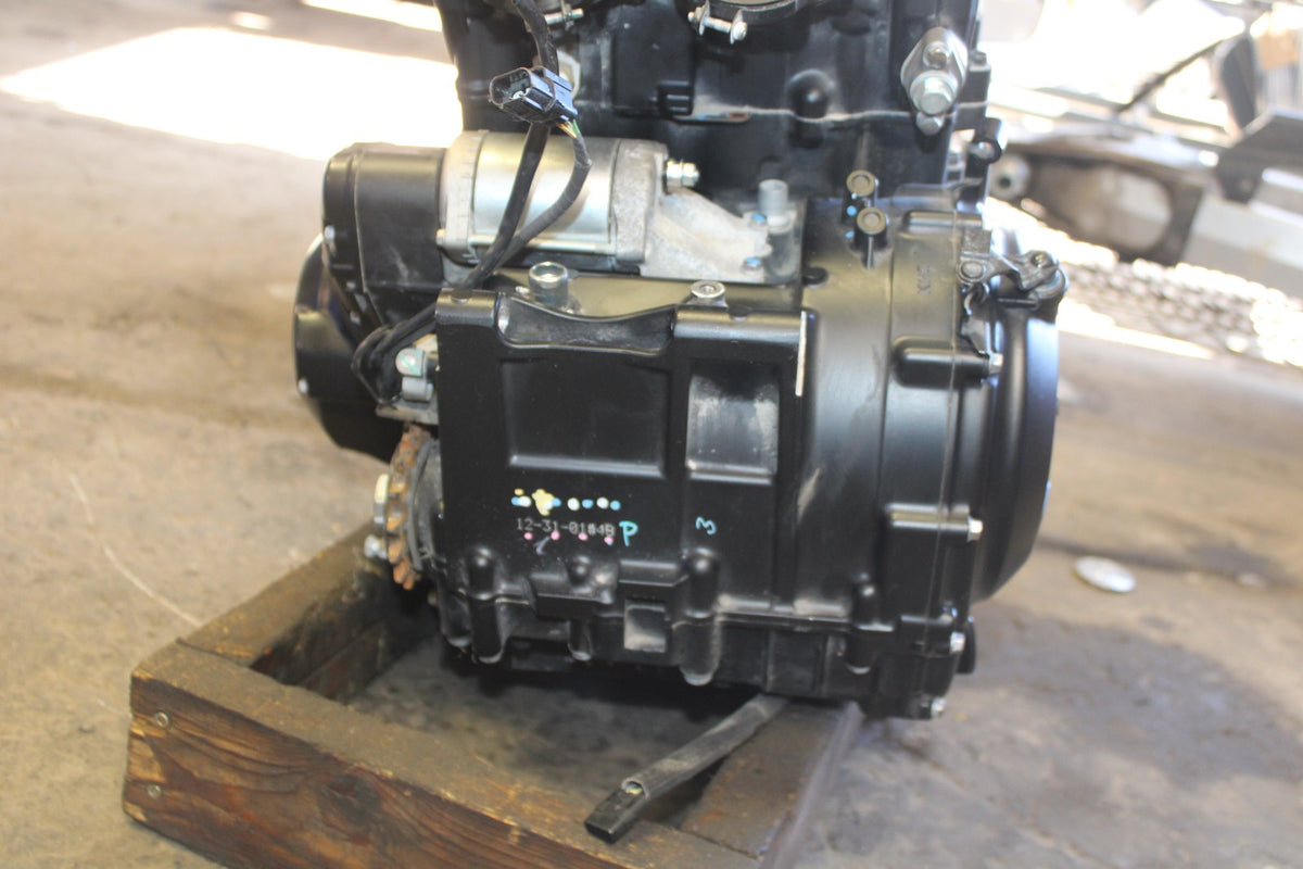 23 KAWASAKI NINJA 650 EX650 ENGINE MOTOR ONLY 2,873KM!! BB920