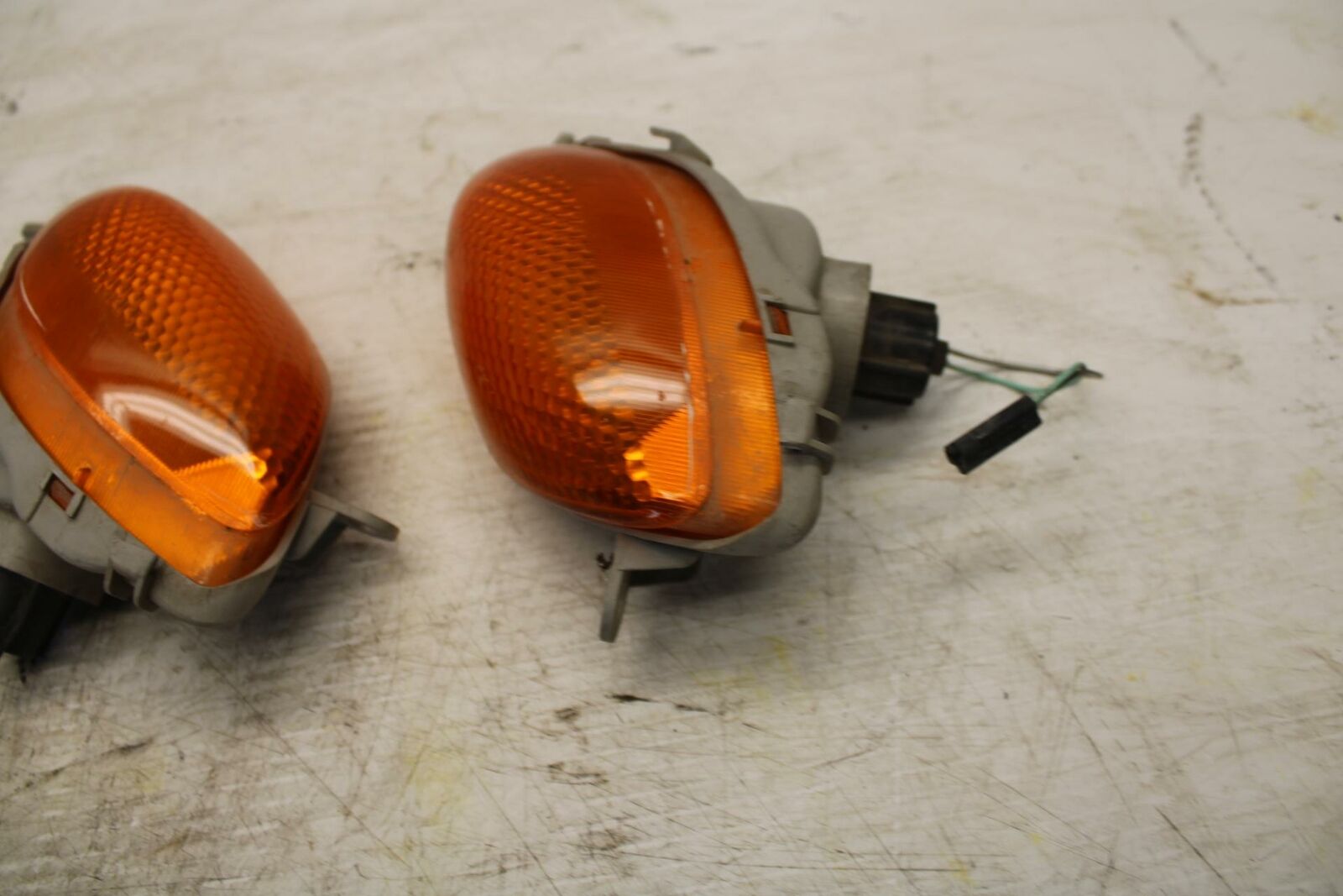 00-07 SUZUKI HAYABUSA FRONT LEFT RIGHT TURN SIGNALS LIGHT INDICATORS BB281