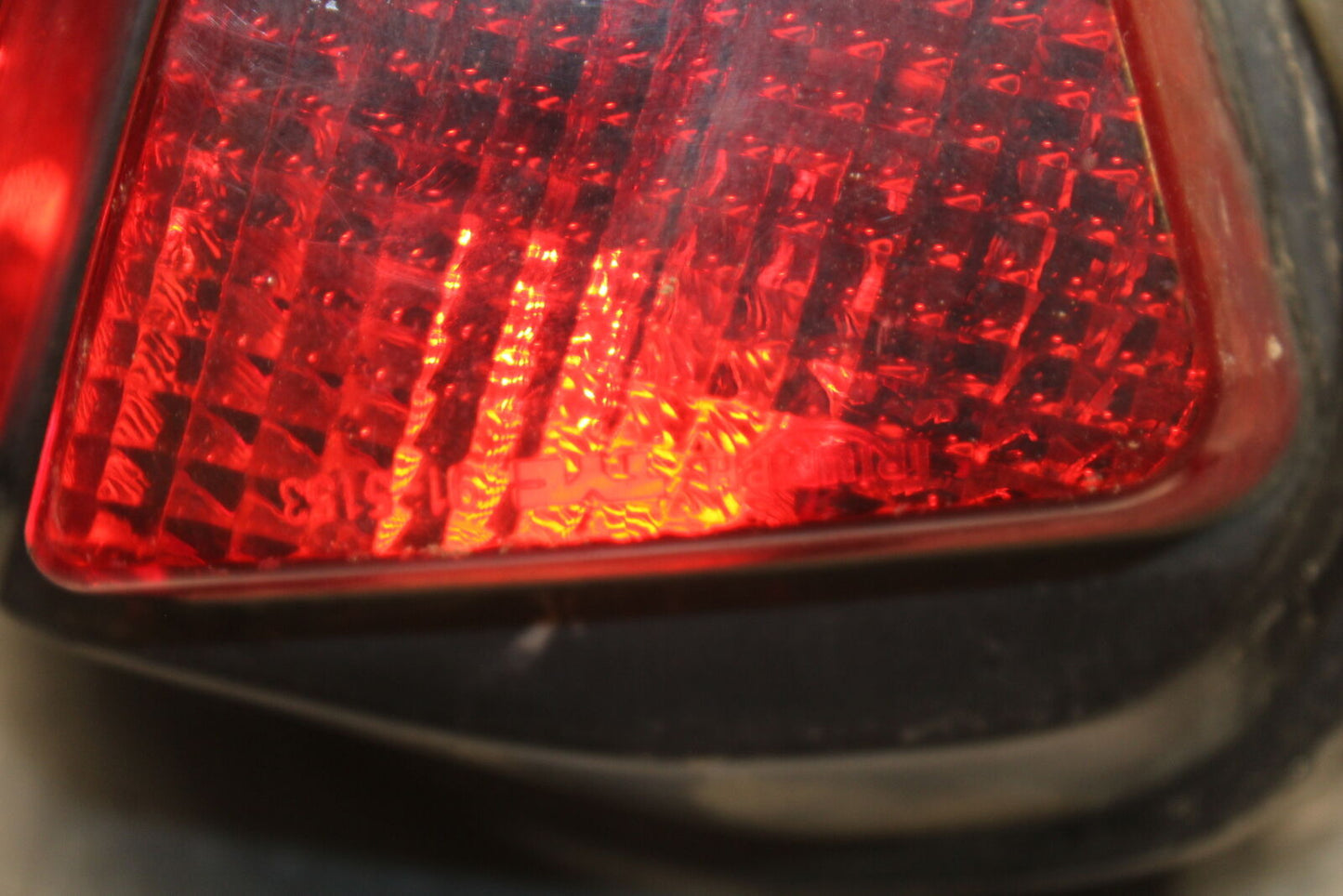 03-04 TRIUMPH DAYTONA 600 REAR TAIL TAILLIGHT BACK BRAKE LIGHT BB745