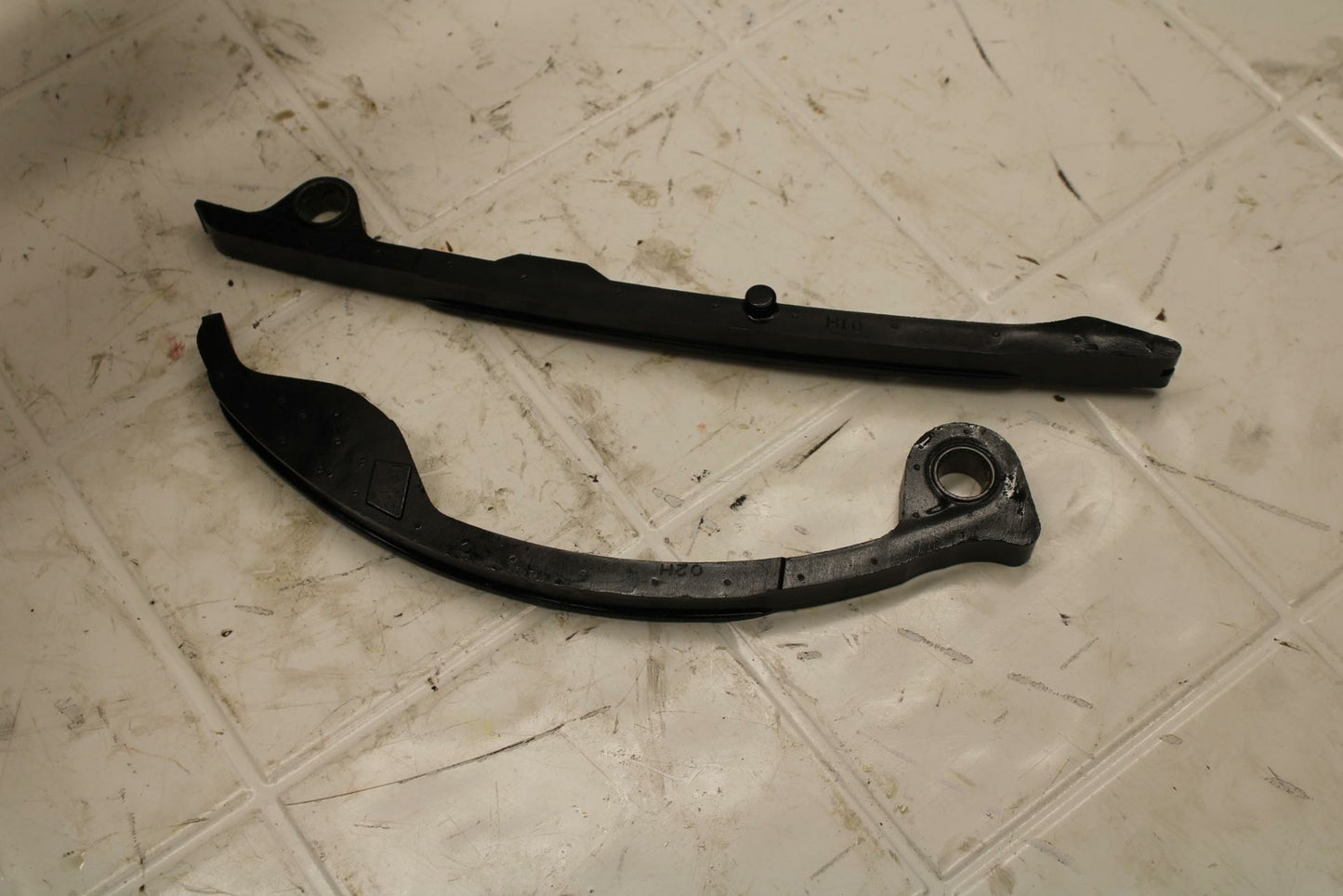 06-07 SUZUKI GSXR750 CAM TIMING CHAIN GUIDES BB152B