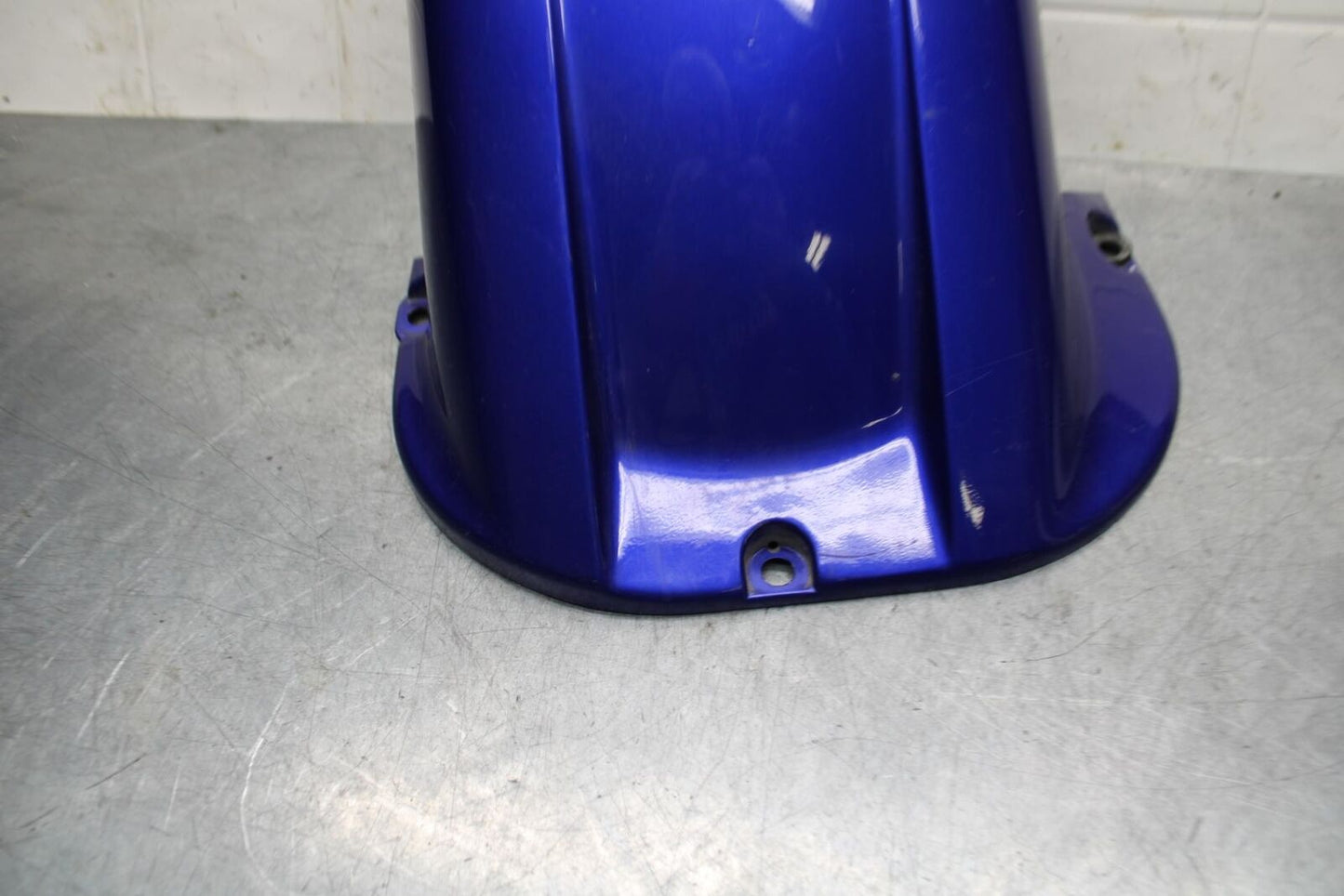 98-99 YAMAHA YZF R1 REAR BACK WHEEL TIRE HUGGER FENDER BB74