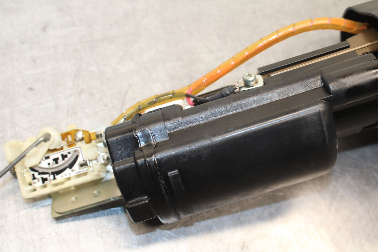 05-06 HONDA CBR600RR FUEL PUMP GAS PETROL SENDER UNIT BB727