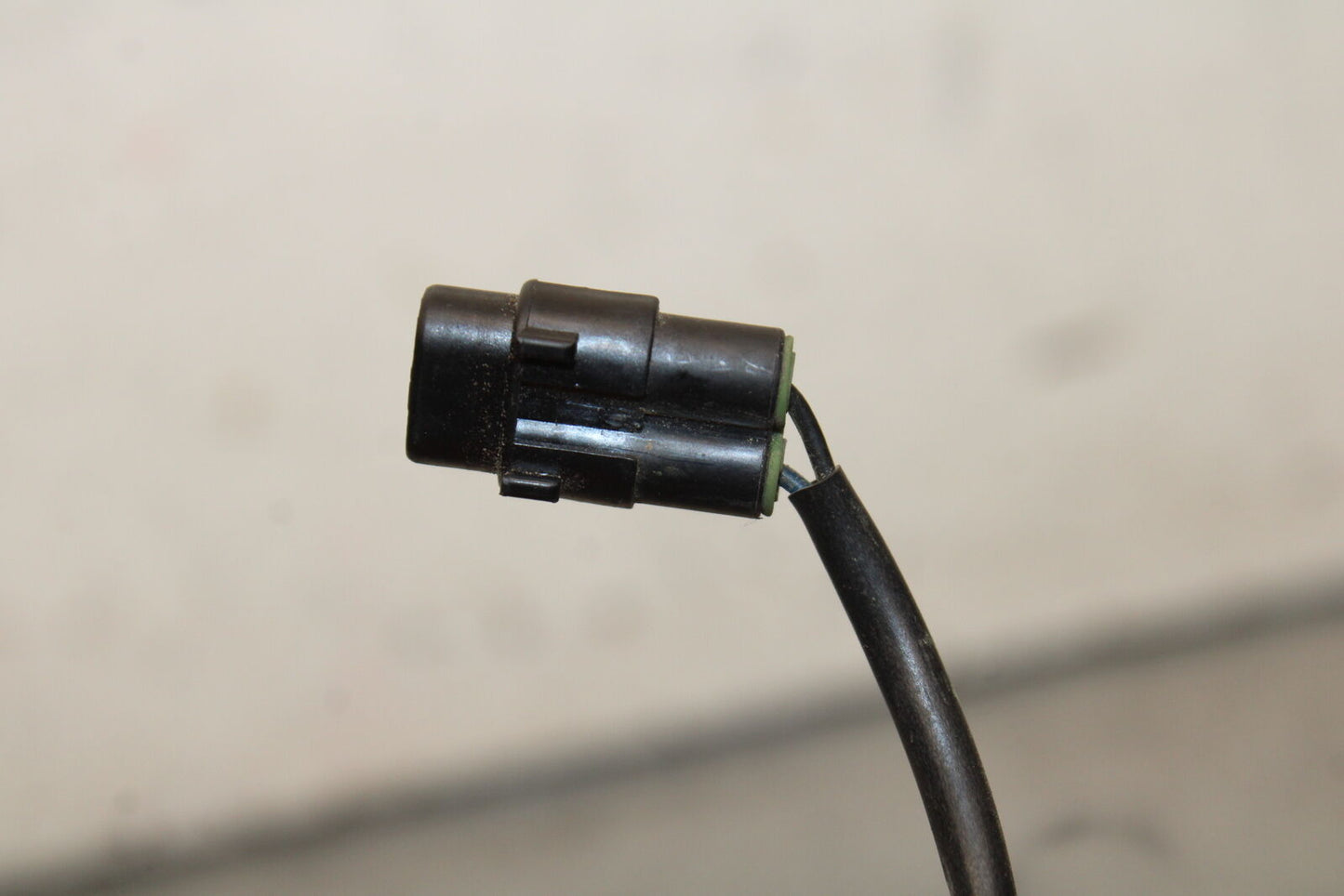 16 KAWASAKI NINJA ZX10R FRONT CENTER RUNNING LIGHT BB650