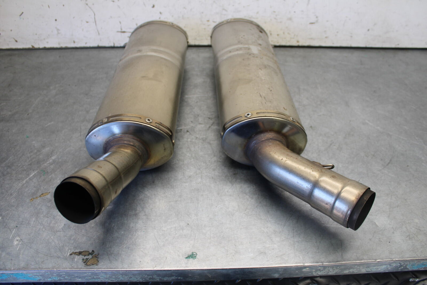07-08 DUCATI 1098 EXHAUST PIPE MUFFLER SLIP ON CAN SILENCER BB699